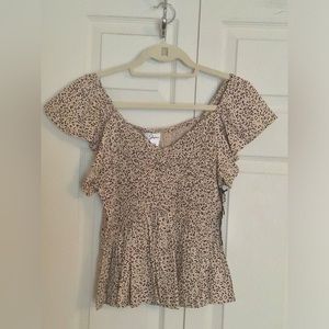 NWT Japna Animal Print Short Sleeve Top